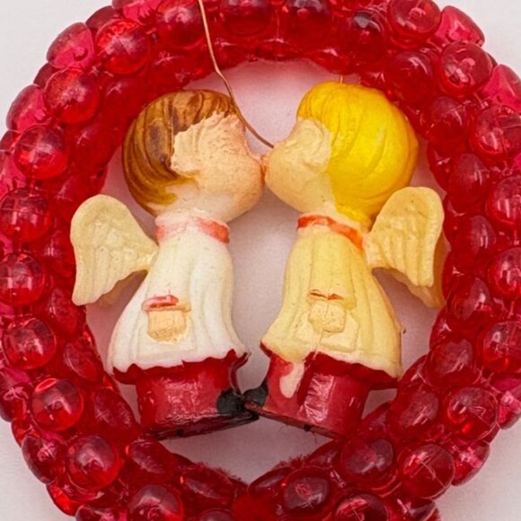 Vintage Kissing Angels Christmas Tree Ornament Red Beaded Handmade - Picture 5 of 6